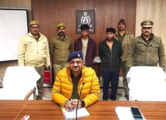 मीरजापुर में ₹ 55 लाख के अवैध गांजा के साथ 02 अंतर्राज्यीय गांजा तस्कर गिरफ्तार