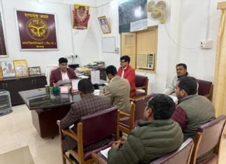 पी0सी0यू0 के द्वारा गेंहू खरीद हेतु कम पंजीकरण कराए जाने पर अपर जिलाधिकारी ने कड़ी नाराजगी जताई