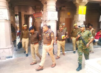 बसंत पंचमी के मद्देनजर एसएसपी मिर्जापुर ने विंध्य क्षेत्र का किया भ्रमण एवं निरीक्षण