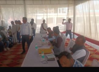 मण्डी समिति की श्रेणी ‘अ’ व ‘ ‘ब’ की दुकानों की हुई नीलामी , नीलामी से 04 करोड़ 32 लाख की आय