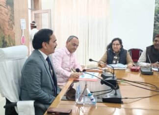 मंडलायुक्त की अध्यक्षता में राष्ट्रीय स्वास्थ्य मिशन की बैठक संपन्न