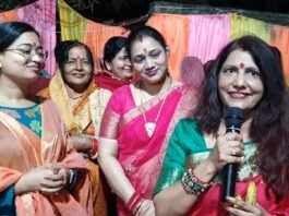 पूर्व प्रधान के पुण्यतिथि के अवसर पर मृत्युंजय महाराज ने किया प्रवचन