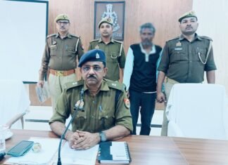 लिव इन रिलेशनशिप में रहने के बाद महिला ने किया ब्लैकमेल आशिक ने महिला की हत्या कर पुत्र को किया घायल ,मिर्जापुर