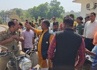 अष्टभुजा टोल प्लाजा पर आज एक बार फिर हुआ जमकर बवाल