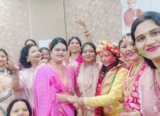 काशी प्रान्त मे भागीरथी शाखा श्रेष्ठ शाखा पुरस्कार से सम्मानित