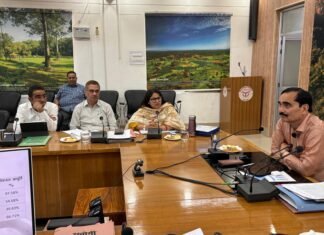 विंध्याचल मंडल के तीनों जनपदों की बैठक संपन्न
