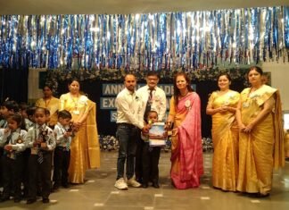 डैफोडिल्स पब्लिक स्कूल में वार्षिक रिपोर्ट डे पर क्लास टॉपर्स को किया गया पुरस्कृत