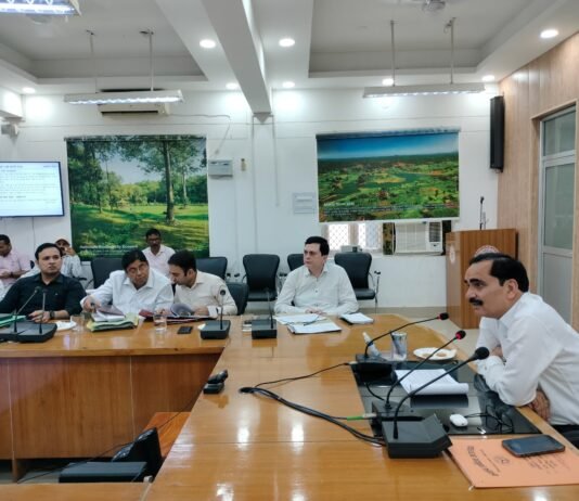 चुनार चोपन दोहरीकरण रेल परियोजना में प्रभावित काश्तकारो को मुआवजे अब मिलने हो जाएंगे शुरू