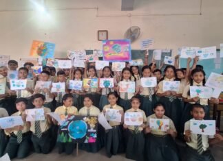 सेठ द्वारका प्रसाद बजाज स्कूल में पृथ्वी दिवस के बारे में बच्चों को किया गया एजुकेट