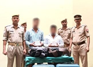 मीरजापुर में अंग्रेजी शराब के साथ 02 अंतर्राज्यीय शराब तस्कर गिरफ्तार