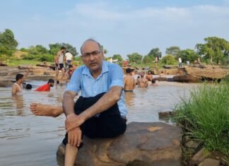 मिर्जापुर में पानी से भरे गड्ढे में डूब कर दो मासूम बच्चों की दर्दनाक मौत