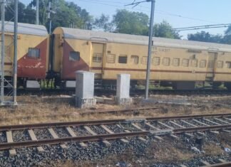 21 वर्षीय युवक एवं 20 वर्षीय युवती चलती ट्रेन के आगे लेट गई