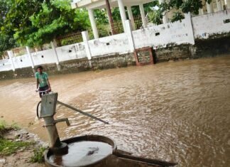 मिर्जापुर में दो छात्र की डूबने से मौत इलाके में कोहराम