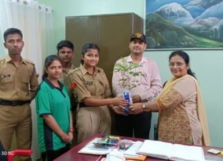 *बजाज स्कूल के एन0सी0सी0 कैडेट्स द्वारा वृहद वृक्षारोपण का आयोजन किया गया।*