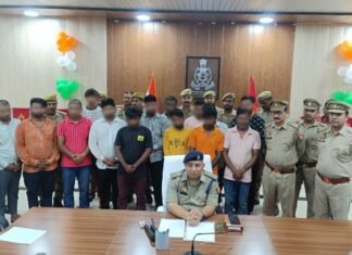 नौकरी के नाम पर झांसा देने वाले जंगीरोड़ ककरहवा से 14 लोग पकड़े गए