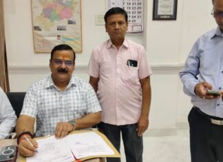 नवागत नगर मजिस्ट्रेट अविनाश कुमार ने कार्यभार किया ग्रहण