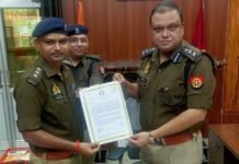मिर्जापुर के क्षेत्राधिकारी अमर बहादुर को दो प्रशस्ति पत्रों से नवाज़ा गया