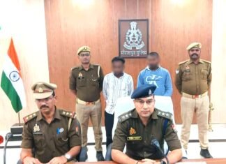 मीरजापुर में ₹ 50 लाख के अवैध गांजा के साथ 02 शातिर गांजा तस्कर गिरफ्तार