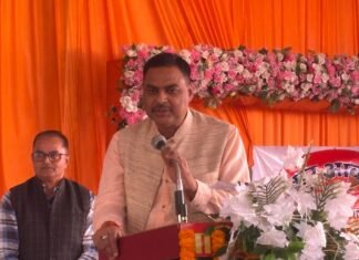 चुनार रेल हादसे में मृतकों के परिजनों को दो-दो लाख रुपया आज भेज दिया गया