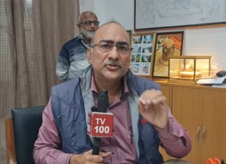 लालगंज में अराजक तत्वों ने की अम्बेडकर प्रतिमा क्षतिग्रस्त, नई प्रतिमा स्थापित