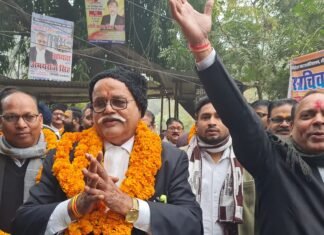 जिला बार एसोसिएशन के चुनाव में अभय राज सिंह अध्यक्ष पद के उम्मीदवार विजई हुए