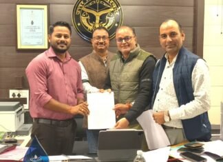 ग्राम पंचायत/ग्राम विकास अधिकारियों ने CDO से की मुलाकात,