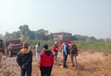 तालाब कब्जा कर रहे व्यक्ति के खिलाफ मुकदमा दर्ज पांच गाड़ी भी जब्त,मिर्जापुर