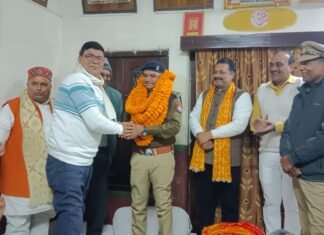 कछवा में सीओ सदर अमर बहादुर के स्थानांतरण पर आयोजित हुआ विदाई समारोह