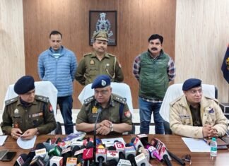 मीरजापुर पुलिस की बड़ी कार्रवाई, विभिन्न मामलों में अभियुक्त गिरफ्तार