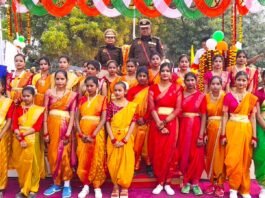 मीरजापुर पुलिस लाइन में 77वें गणतंत्र दिवस पर भव्य परेड, सांस्कृतिक कार्यक्रमों की रही धूम