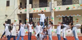 सेठ द्वारका प्रसाद बजाज एजुकेशन सेंटर में देशभक्ति के भाव के साथ हर्षोल्लासपूर्वक मनाया गया गणतंत्र दिवस