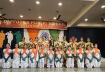 डैफोडिल्स पब्लिक स्कूल के तीनों शाखाओं में 77वां गणतंत्र दिवस समारोह