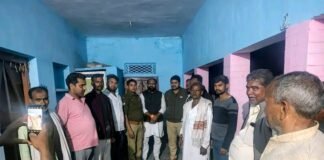 लखनऊ विधानसभा घेराव को जा रहे कांग्रेस जिला अध्यक्ष व कार्यकर्ता जमालपुर में नजरबंद