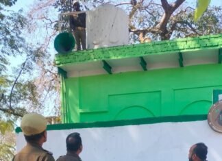 त्योहारों से पहले प्रशासन सतर्क, नियम विरुद्ध लाउडस्पीकरों पर कार्रवाई