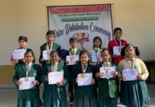 बजाज स्कूल के छात्रों ने ओलंपियाड में जीते 23 पदक