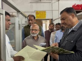 पवन कुमार गंगवार ने नगर पालिका परिषद चुनार का किया निरीक्षण, अव्यवस्था पर जताई नाराजगी