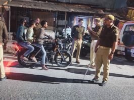 मिर्जापुर में सार्वजनिक स्थानों पर शराब सेवन करने वाले 3 गिरफ्तार