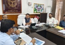 तीन दिन में सुधार नहीं तो होगी कड़ी कार्रवाई- प्रभारी डीएम विशाल कुमार