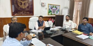 तीन दिन में सुधार नहीं तो होगी कड़ी कार्रवाई- प्रभारी डीएम विशाल कुमार