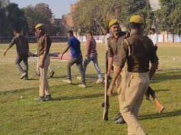 अराजक तत्वों से निपटने को पुलिस बल ने किया शक्ति प्रदर्शन