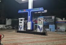 मिर्जापुर में पेट्रोल-डीजल की किल्लत, कई पंपों पर ‘स्टॉक खत्म’ का बोर्ड