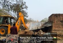 डीएम के निर्देश पर पड़ेरी में अवैध कब्जों पर चला बुलडोजर, सात दिन तक चलेगा अभियान