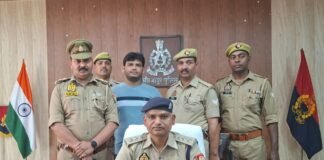 ₹25 हजार का इनामी गो-तस्कर गिरफ्तार, बाइक व 40 हजार रुपये बरामद