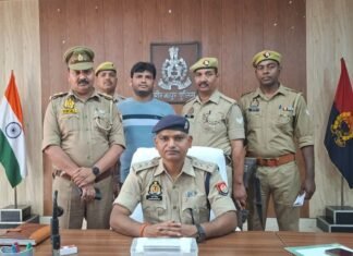 ₹25 हजार का इनामी गो-तस्कर गिरफ्तार, बाइक व 40 हजार रुपये बरामद