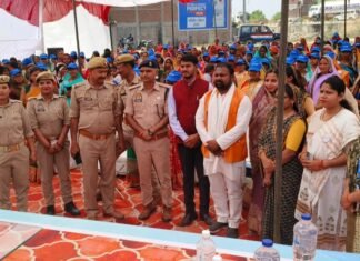 राजापुर में एचसीएल फाउंडेशन का महिला दिवस कार्यक्रम, 500 से अधिक महिलाओं की भागीदारी