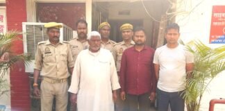 कछवां में खेत में उगाई जा रही थी पोस्ता की फसल, पुलिस ने तीन को दबोचा