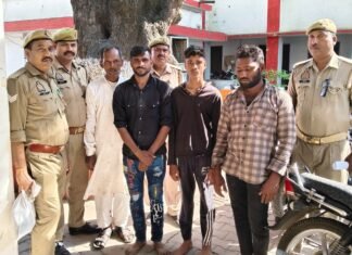 मोबाइल छिनैती गिरोह का पर्दाफाश, 4 आरोपी गिरफ्तार, 8 मोबाइल बरामद