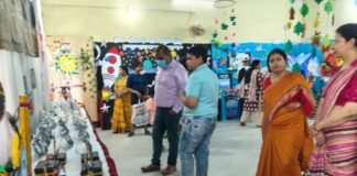विद्यालय में कला एवं शिल्प प्रदर्शनी का सफल आयोजन
