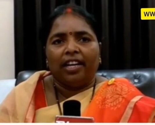 मिर्जापुर, बीडीओ के व्यवहार से आहत महिला ग्राम प्रधान ने दिया इस्तीफा