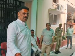 बसपा विधायक उमाशंकर सिंह के यहां आयकर छापे का विरोध, के.के. सिंह ने कार्रवाई पर उठाए सवाल